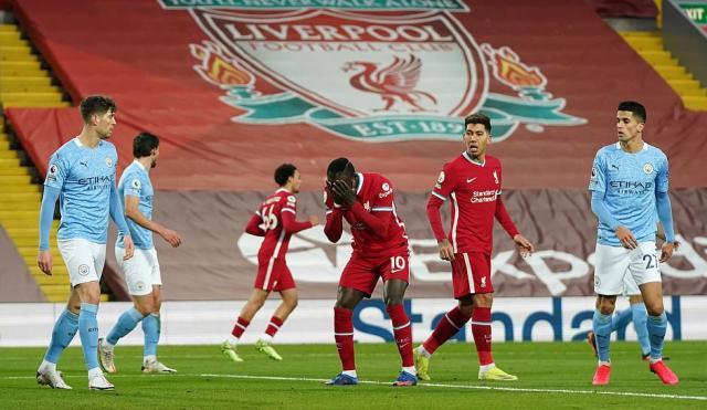 爱游戏体育官方-红军卫冕没戏了前四还能保么？悲观球迷：时代终结！